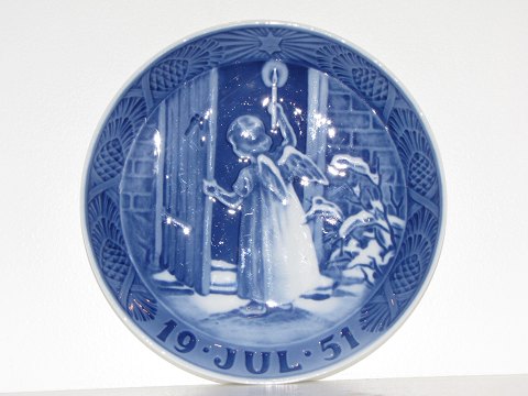 Royal Copenhagen 
Christmas plate 1951