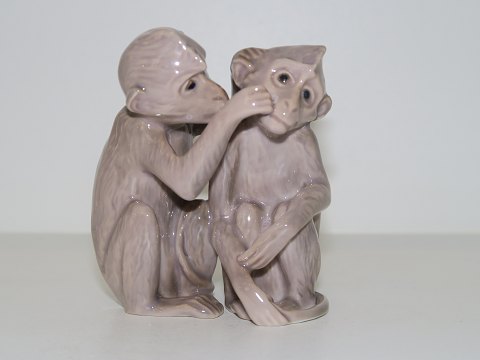 Bing & Grondahl figurine
Pair of monkeys