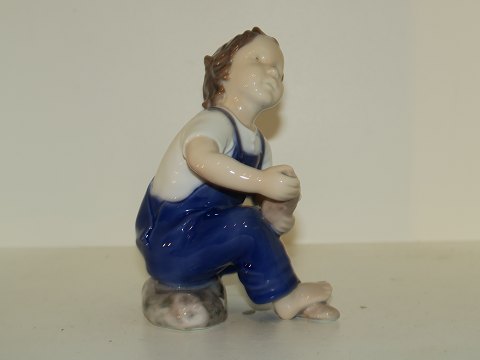 Bing & Grondahl figurine
Boy holding his shoe