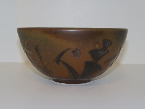 Bing & Grondahl Art pottery
Bowl by Cathinka Olsen
