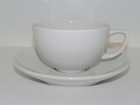 White Pot
Tea cup