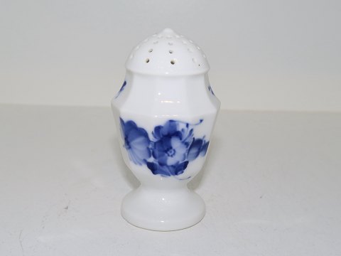 Blue Flower Angular
Pepper shaker