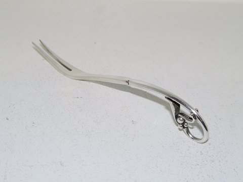 Georg Jensen
Ornamental small serving fork from 1921