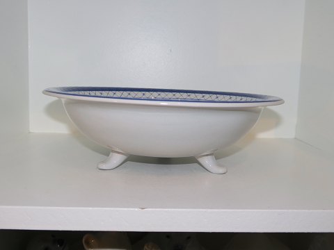 Tranquebar
Rare round bowl on three feet