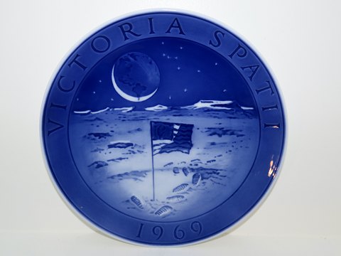 Royal Copenhagen Commemorative Plate
The Moon Landing  1969