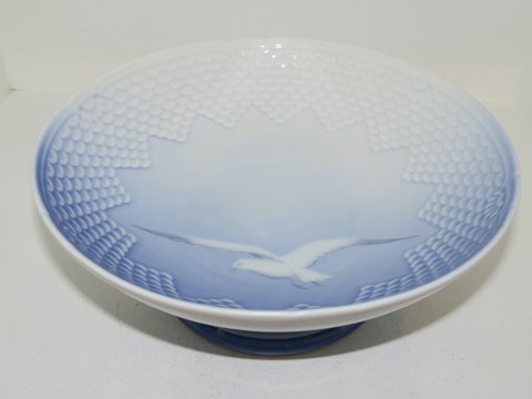 Seagull without gold edge
Bowl on stand