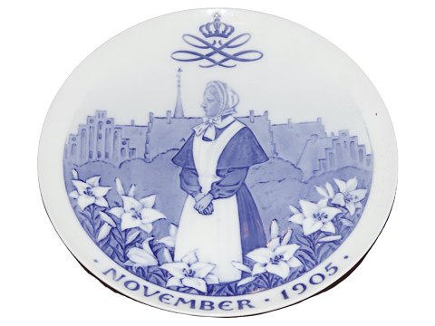 Royal Copenhagen Mindeplatte fra 1905
Diakonisestiftelsen - 40 års dagen for Moderhuset indvielse
