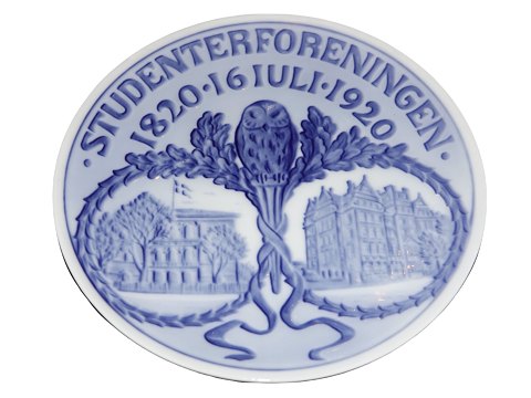 Royal Copenhagen commemorative plate from 1920
Studenterforenigen 1820-1920