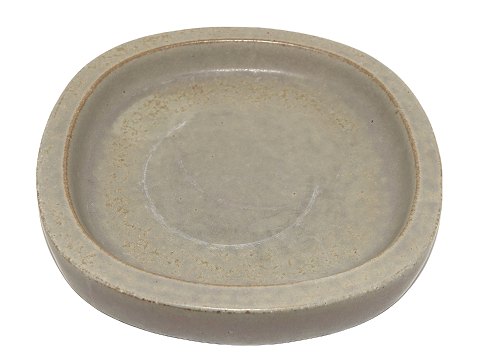 Palshus art pottery
Dish