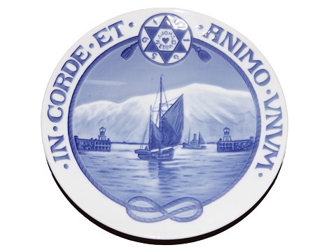 Royal Copenhagen commemorative plate from 1922 
Freemason Iceland