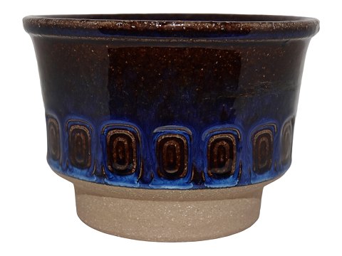 Soeholm art pottery
Flowerpot