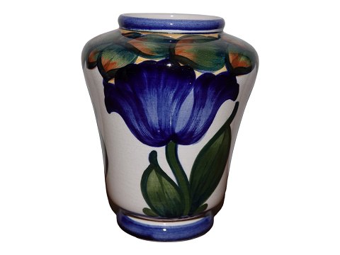 Aluminia
Vase with blue flower
