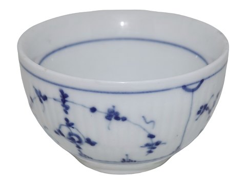 Blue Traditional Hotel porcelain
Small round bowl 10 cm.