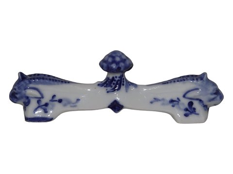 Blue Flower Curved
Rare knife stool from 1898-1928