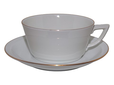 Royal Copenhagen
White tea cup with gold edge