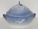 Seagull without gold edge
Lidded bowl