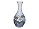 Royal Copenhagen
Vase with white flowers