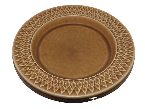 Relief
Small round dish