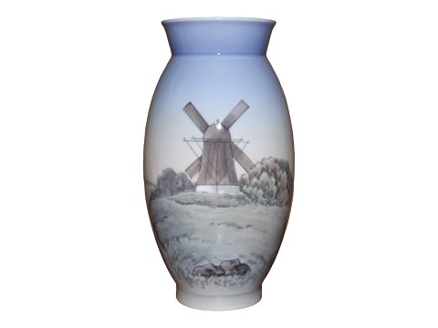 Bing & GrøndahlVase med dansk mølle