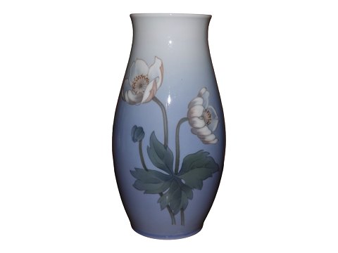 Bing & GrøndahlVase med hvide blomster