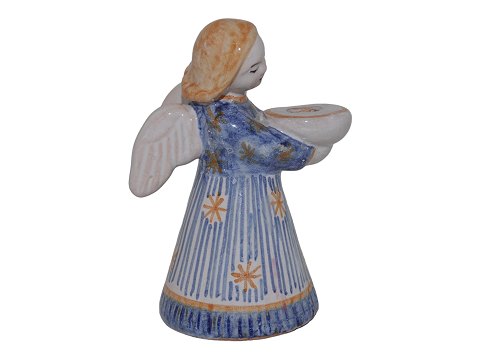 Art pottery figurines