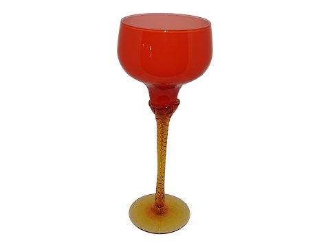 Svensk glasHøj orange rød lysestage på gul fod