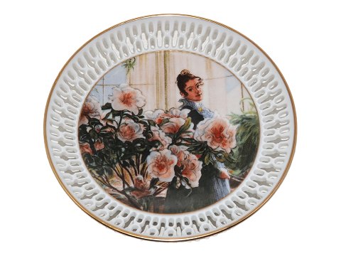 Small Bing & Grondahl Carl Larsson plate
Azalea