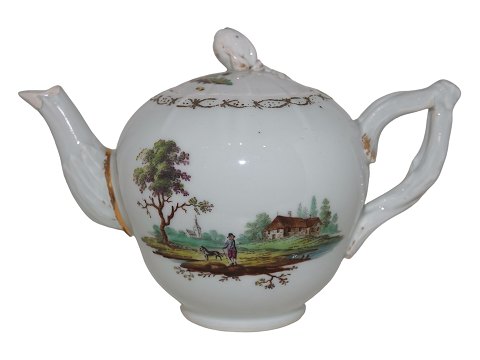 Royal Copenhagen
Antique extra small teapot for 1 person from 1830-1850