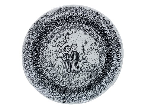 Bjorn Wiinblad art pottery
Black Spring plate 27 cm.