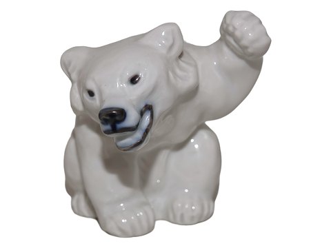 Royal Copenhagen figurine
Polar bear cub