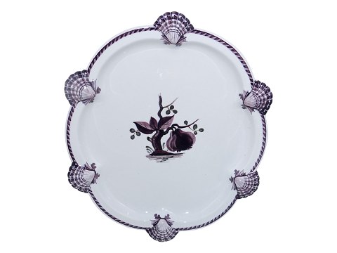 Purple Tranquebar
Wall hanging platter