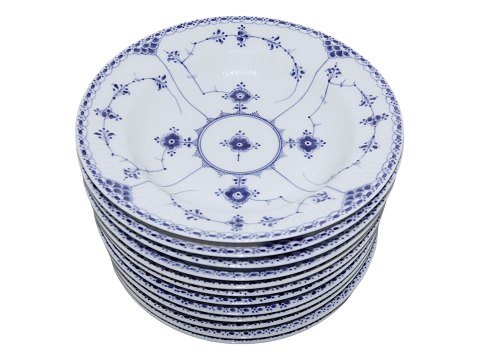 Blue Fluted Half Lace
Large soup plate 24.8 cm. #565