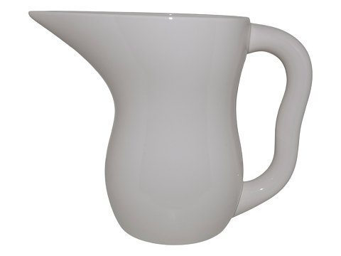 Ursula
Tall white milk pitcher