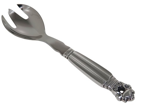 Georg Jensen Acorn
Small serving fork 15.7 cm.