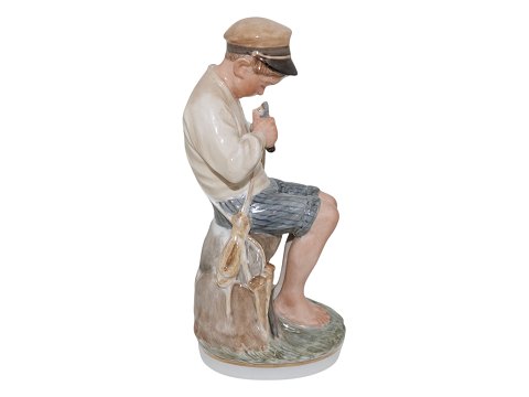 Royal Copenhagen Overglaze figurine
Shepherd boy