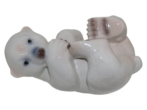 Bing & Grøndahl figurine
Polar bear cub