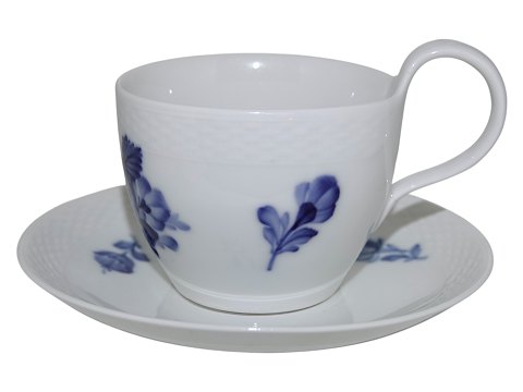 Blue Flower Braided
Cup with high handle