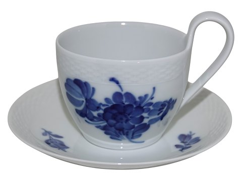 Blue Flower Braided
Cup with high handle