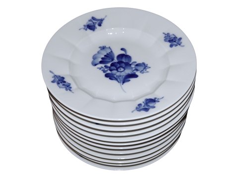 Blue Flower Angular
Large side plate 17.7 cm. #8518