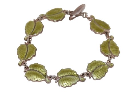 Danish sterling silver
Bracelet with yellow enamel from around 1965-1970