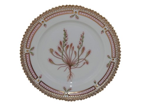 Flora Danica
Lille brødtallerken 14 cm. #3552