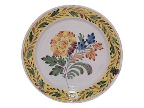 KellinghusenTallerken med blomster fra 1800