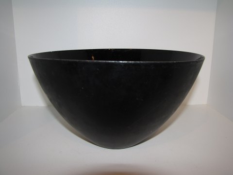 Herbert KrenchelLarge krenit bowl with black enamel