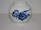 Blå Blomst FlettetLille kuglerund vase fra 1923-1928