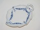 EmpireSmall leaf shaped cake dish from 1915-1948