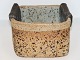 Richard Manz keramikFirkantet krukke med ombukket kanter og forskellige glasurer