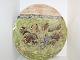 Vilsen art potteryLarge artistic plate with musk oxes