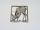 Christian Veilskov sølvStor firkantet broche med dådyr fra 1963-1975
