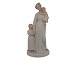 Royal CopenhagenSmall and rare Art Nouveau figurine - Mother with two children