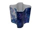Royal Copenhagen
Vase i bølget form af Grethe Meyer